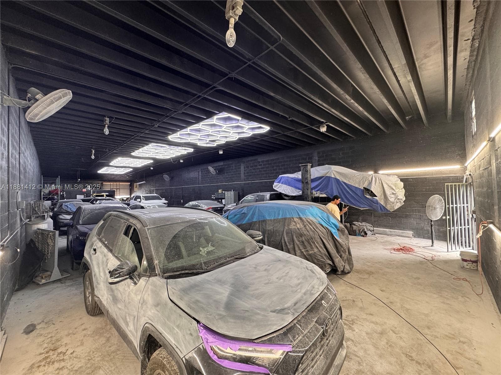 Turnkey Auto Body Shop with Prime Location