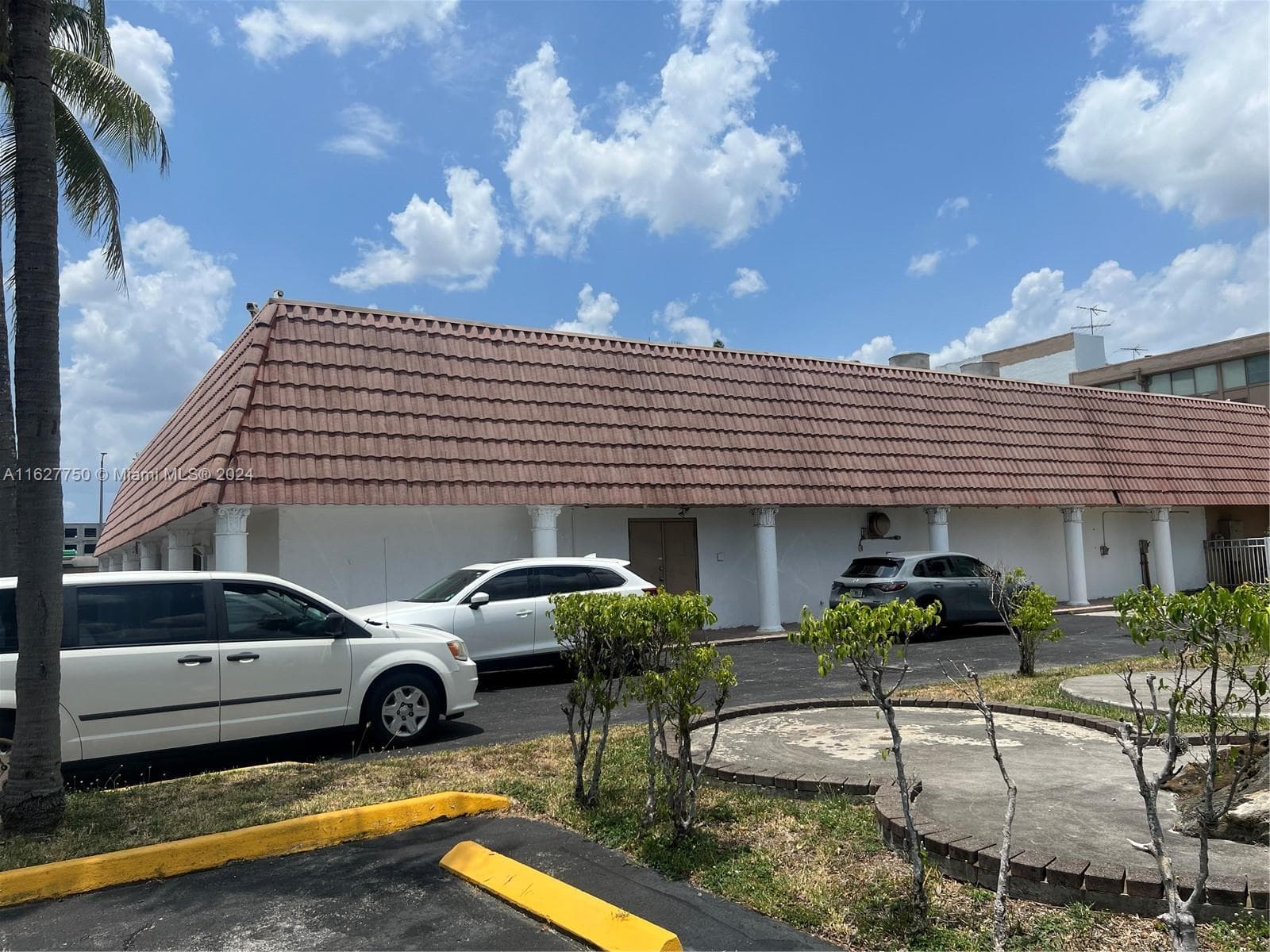 Versatile Event Venue with Hotel Integration