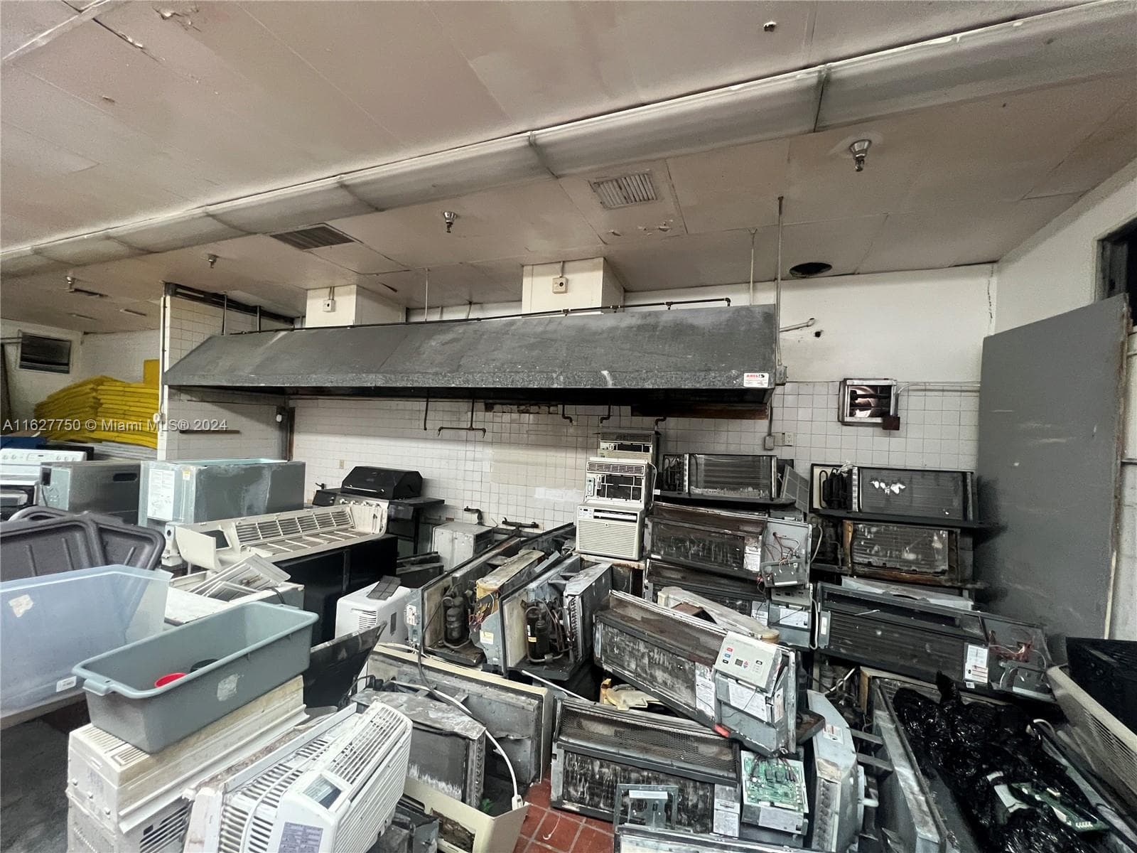 Versatile Event Venue with Hotel Integration