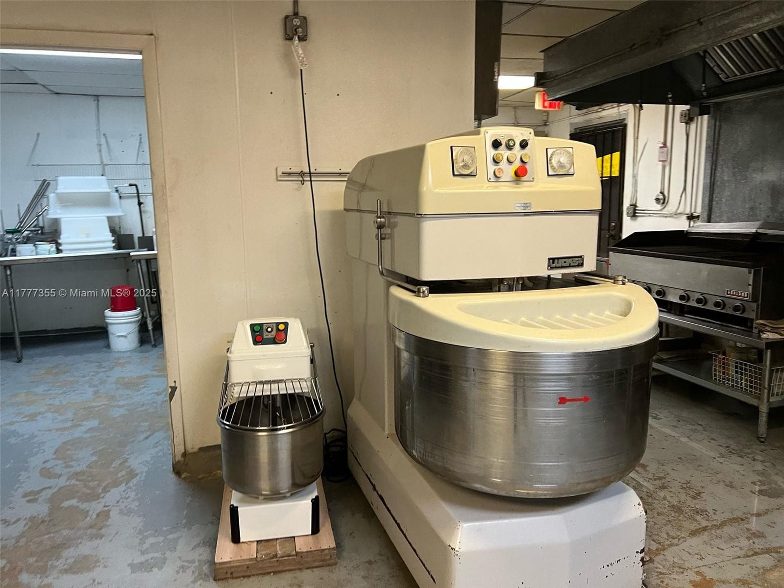 Premier Food Production Facility with FDA and USDA Approval