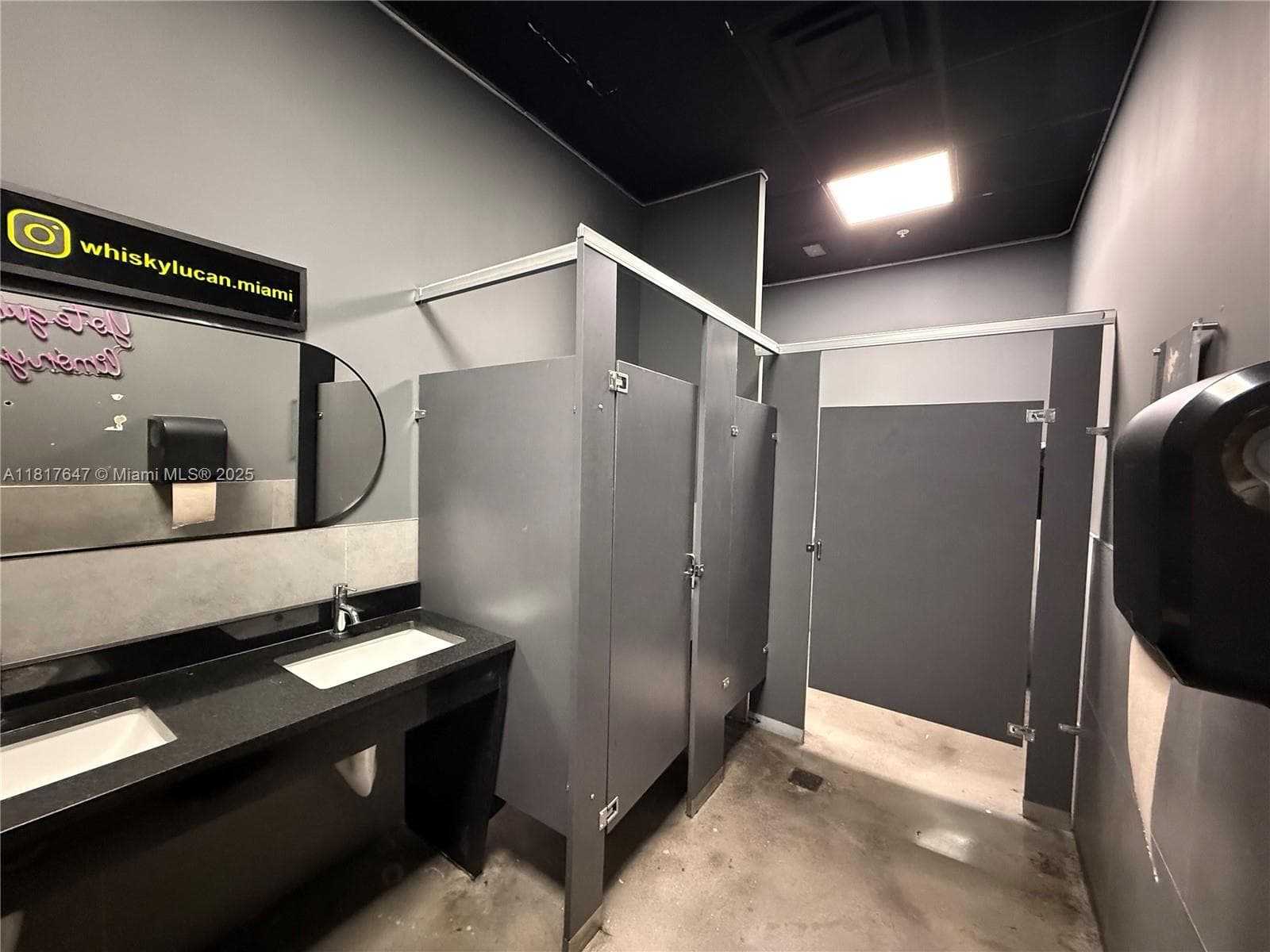 Turnkey Restaurant and Speakeasy with 4COP SFS Liquor License