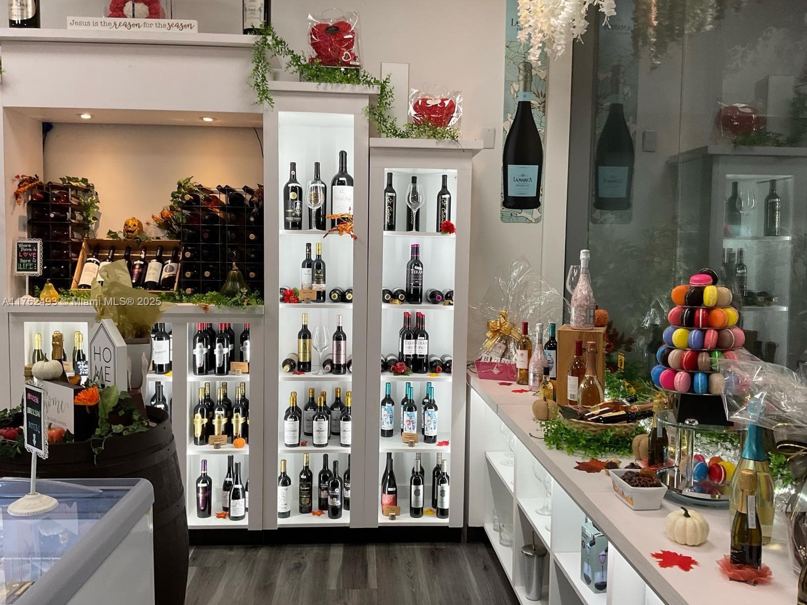 Niche Brazilian Dessert Shop with Proprietary Recipes