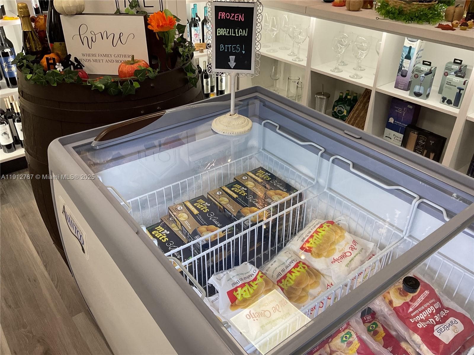 Thriving Brazilian Dessert Shop with Proprietary Recipes