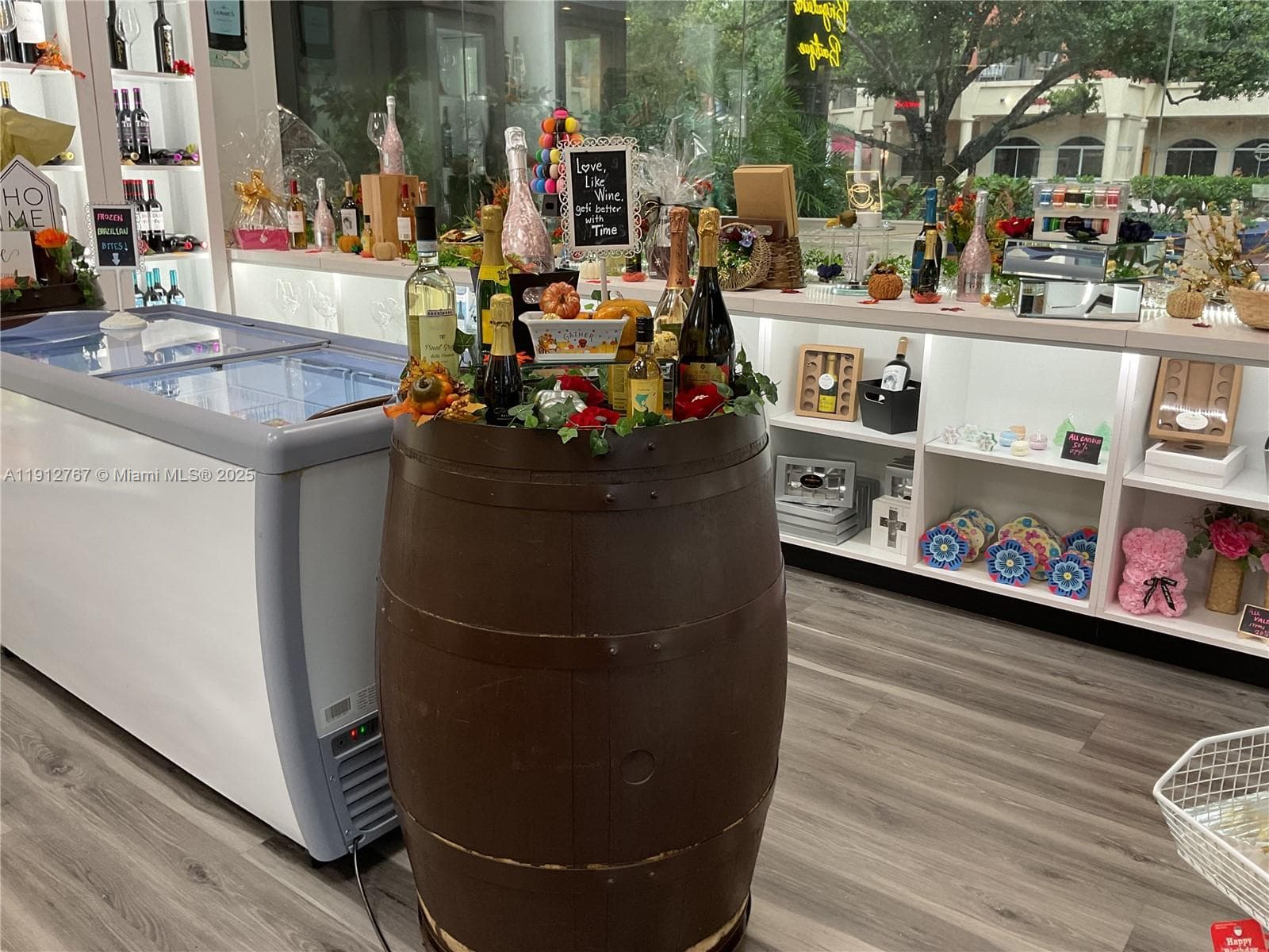 Thriving Brazilian Dessert Shop with Proprietary Recipes