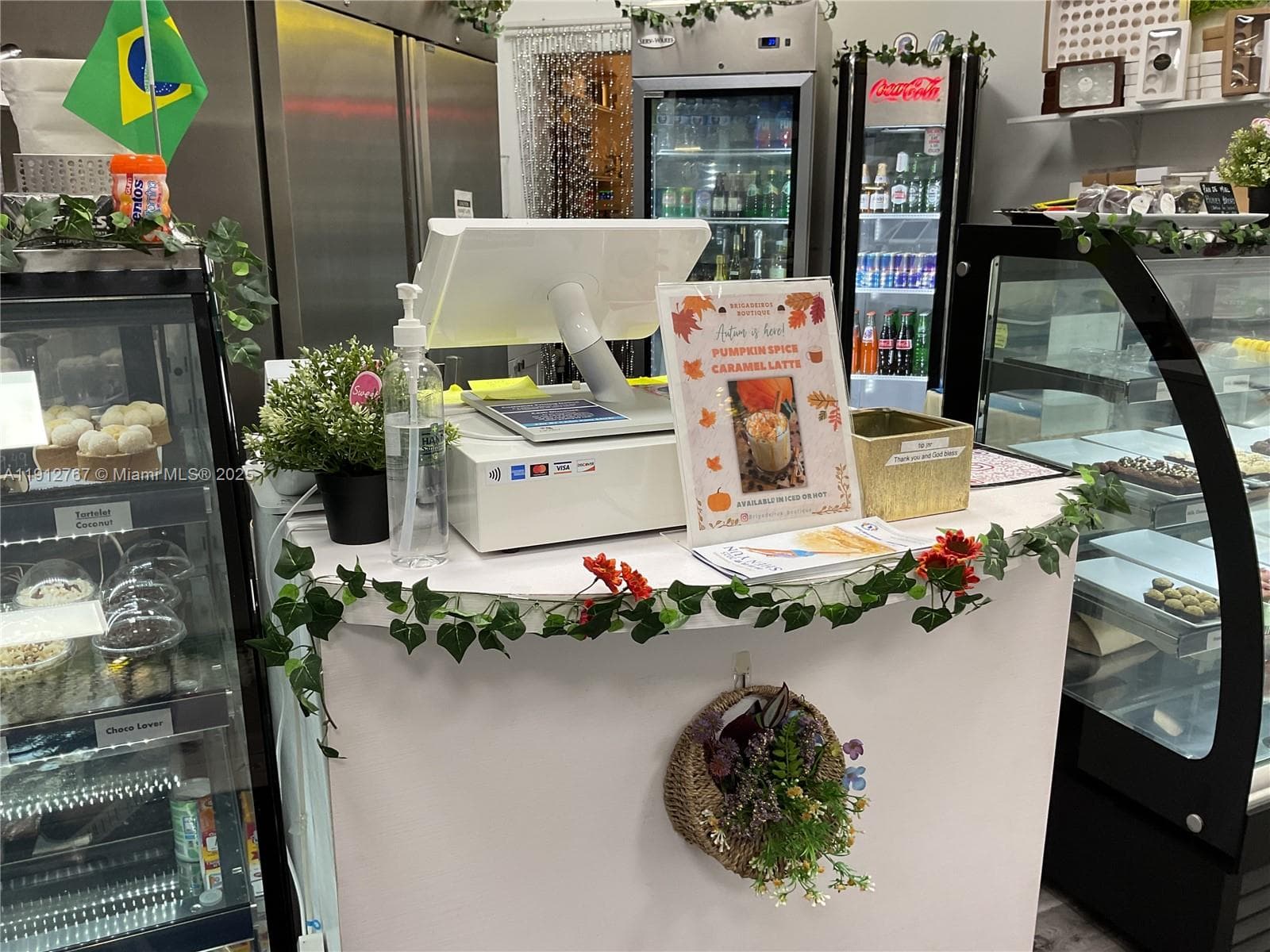 Thriving Brazilian Dessert Shop with Proprietary Recipes