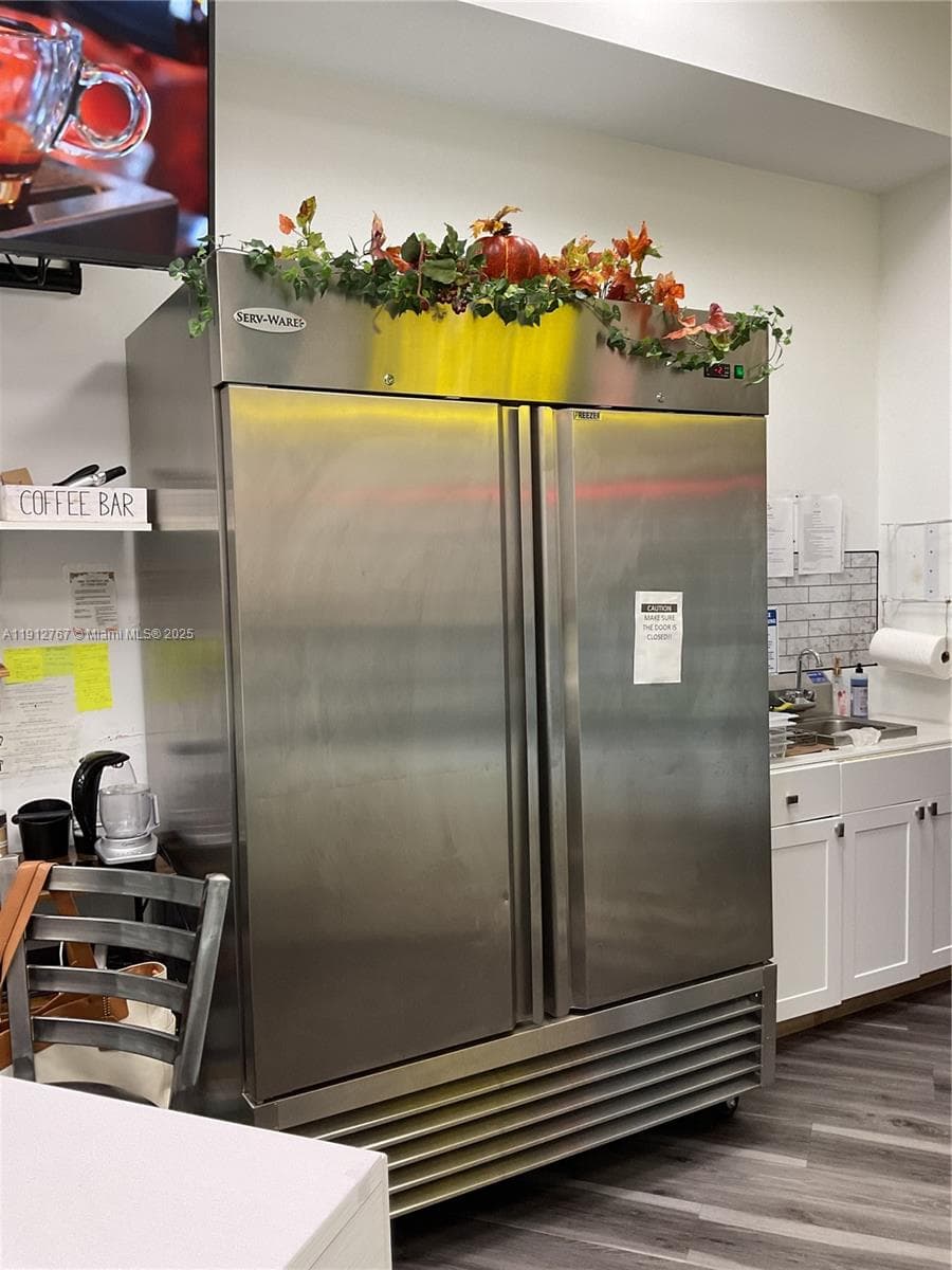 Thriving Brazilian Dessert Shop with Proprietary Recipes