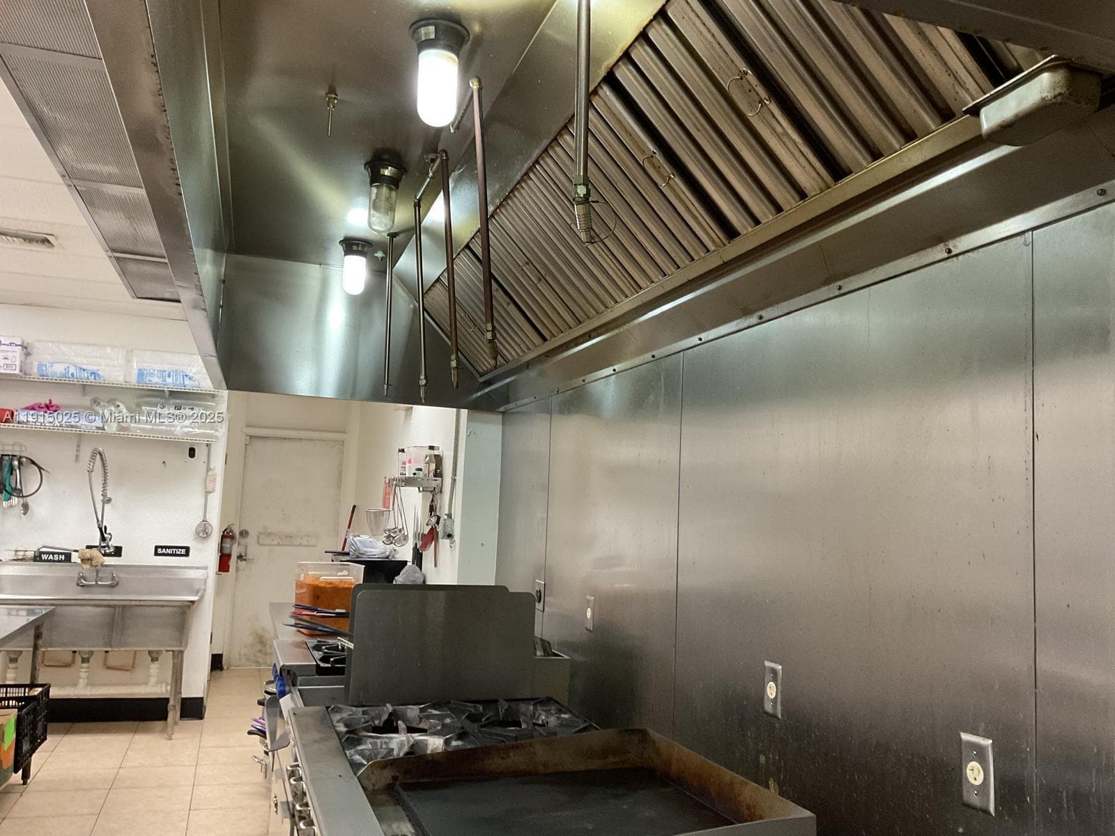 Established Taco Restaurant with a Loyal Customer Base