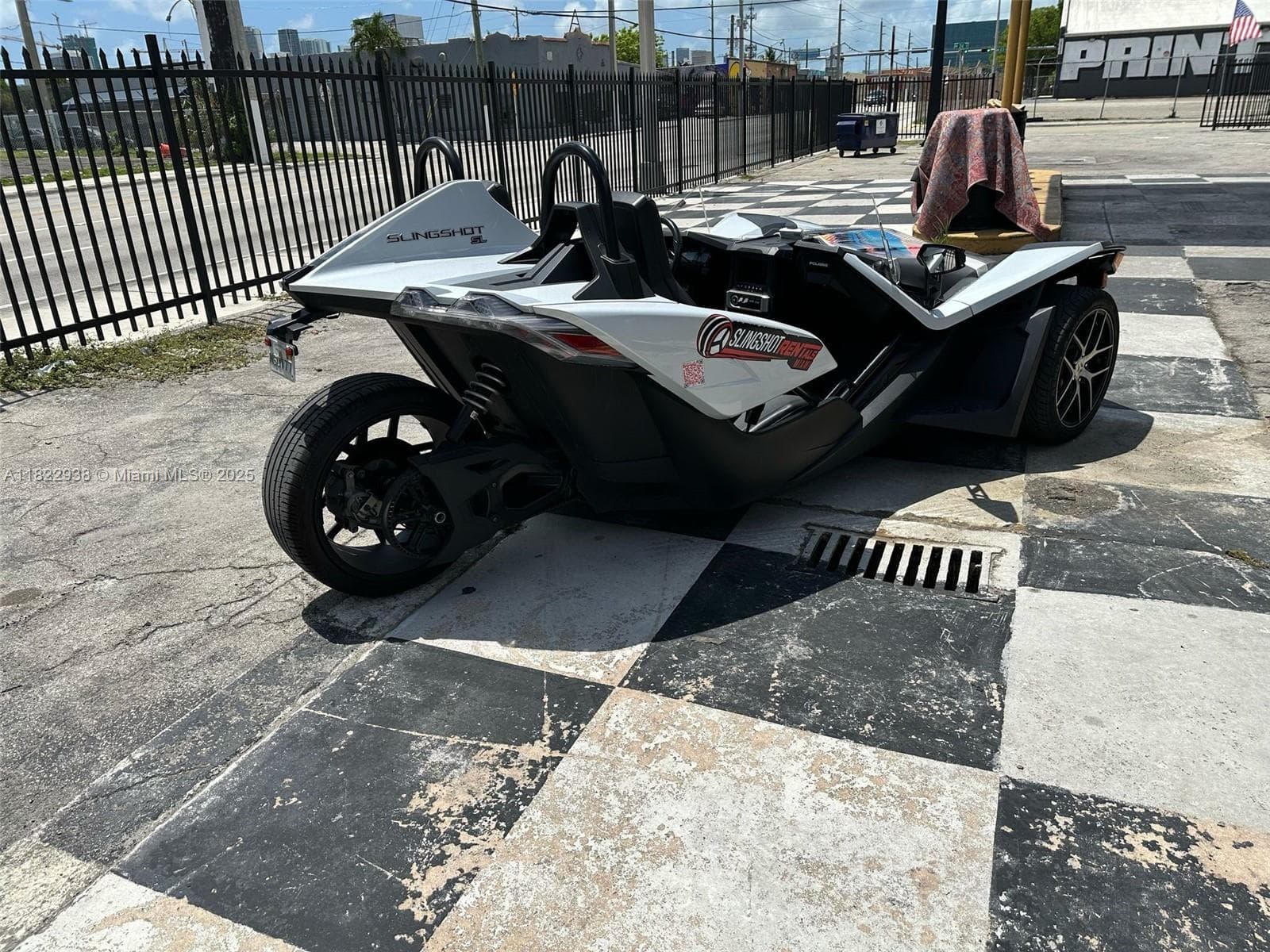 Niche Vehicle Rental Agency with Strong Digital Presence