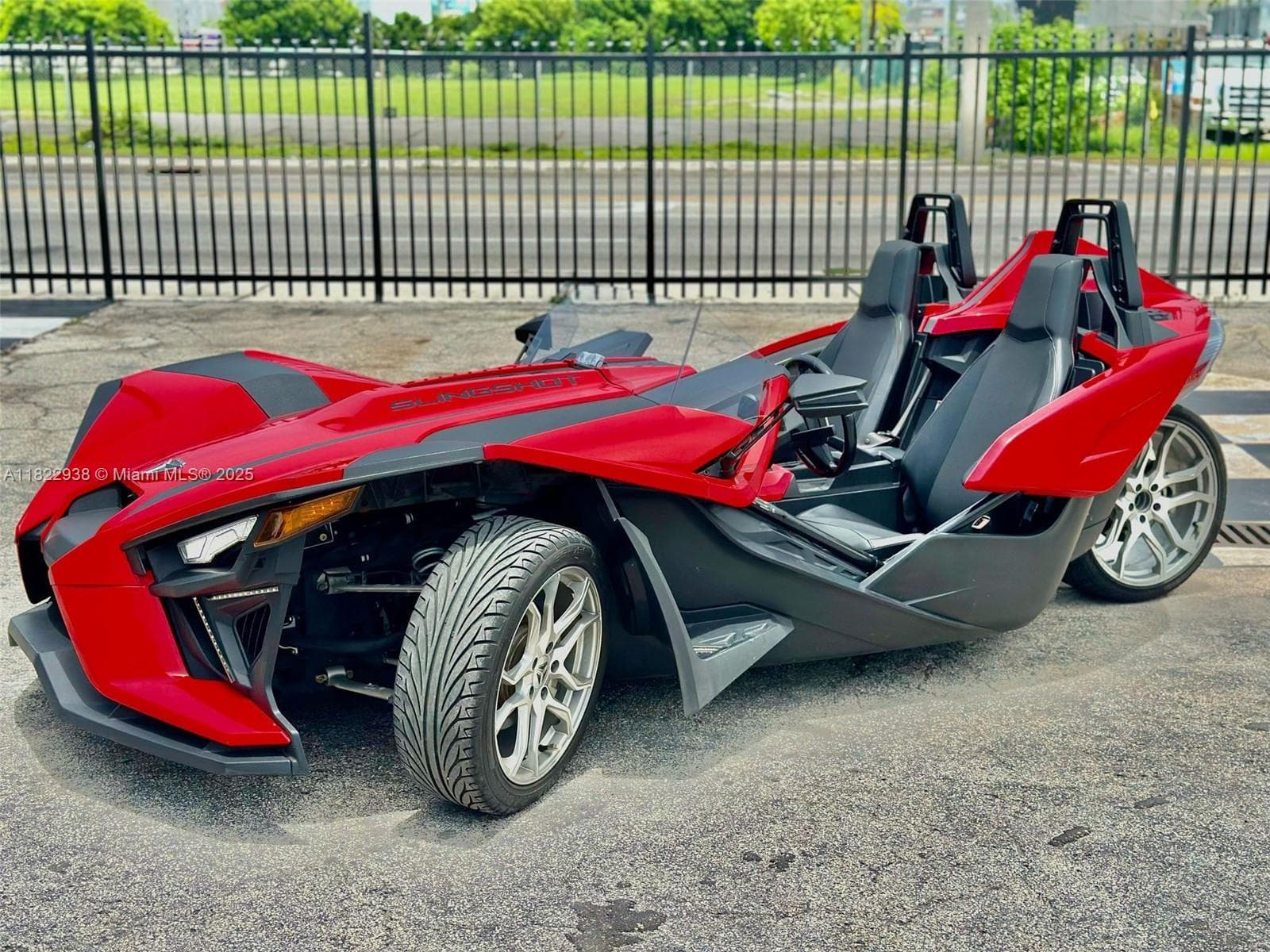 Niche Vehicle Rental Agency with Strong Digital Presence