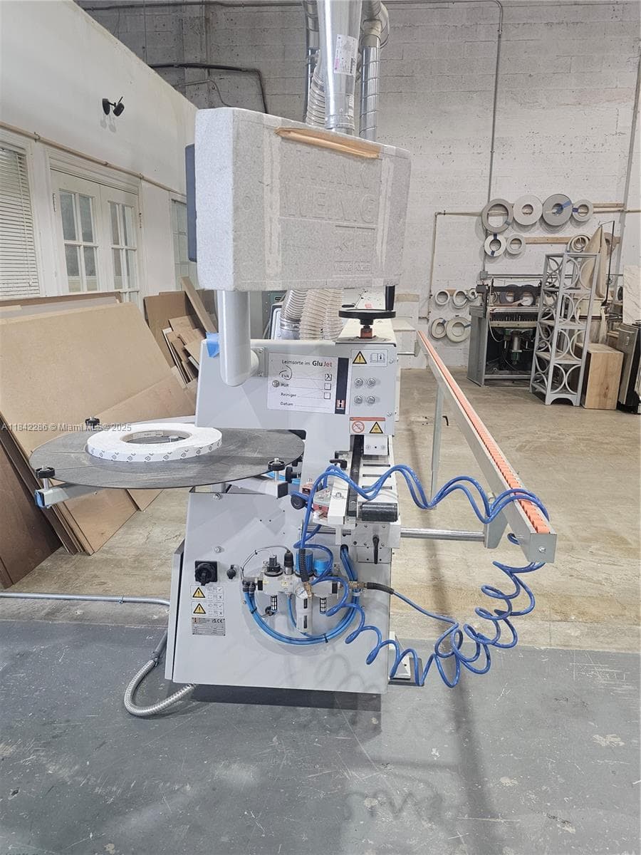 Turnkey Kitchen Cabinet Manufacturer with Stable Cash Flow