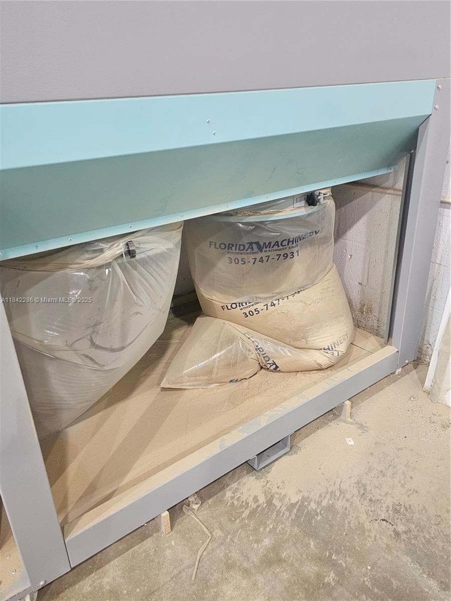 Turnkey Kitchen Cabinet Manufacturer with Stable Cash Flow