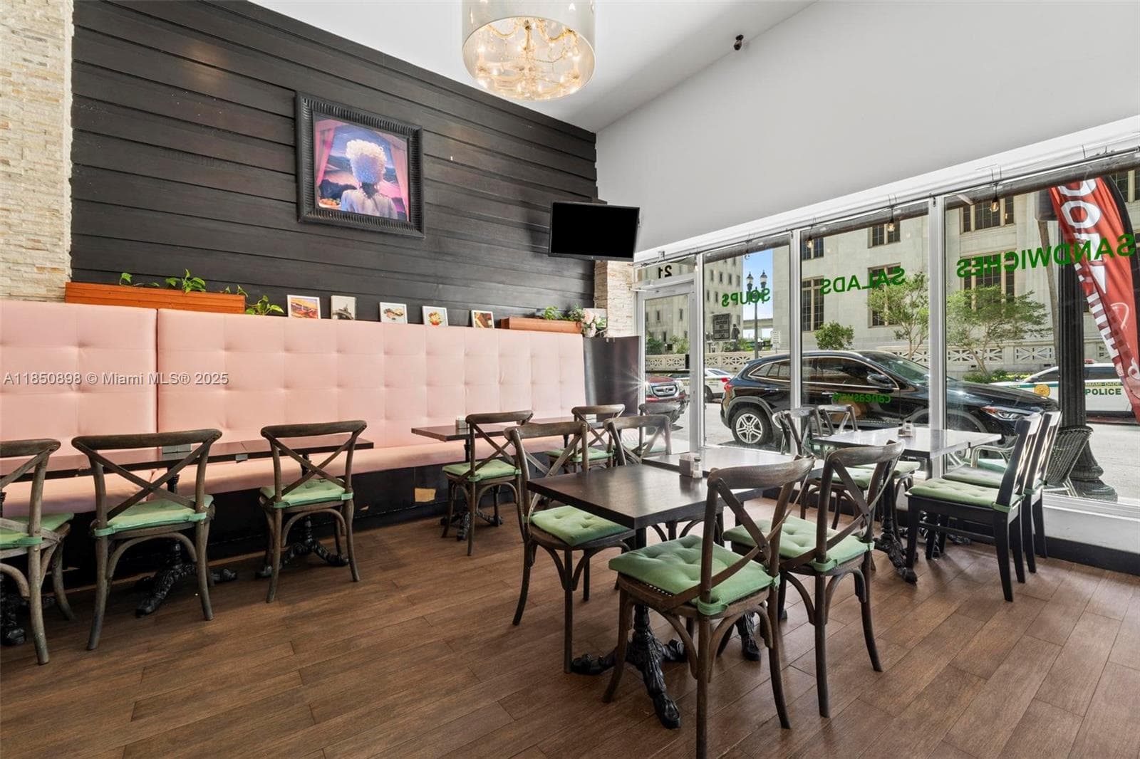 Thriving Downtown Miami Restaurant with Prime Location