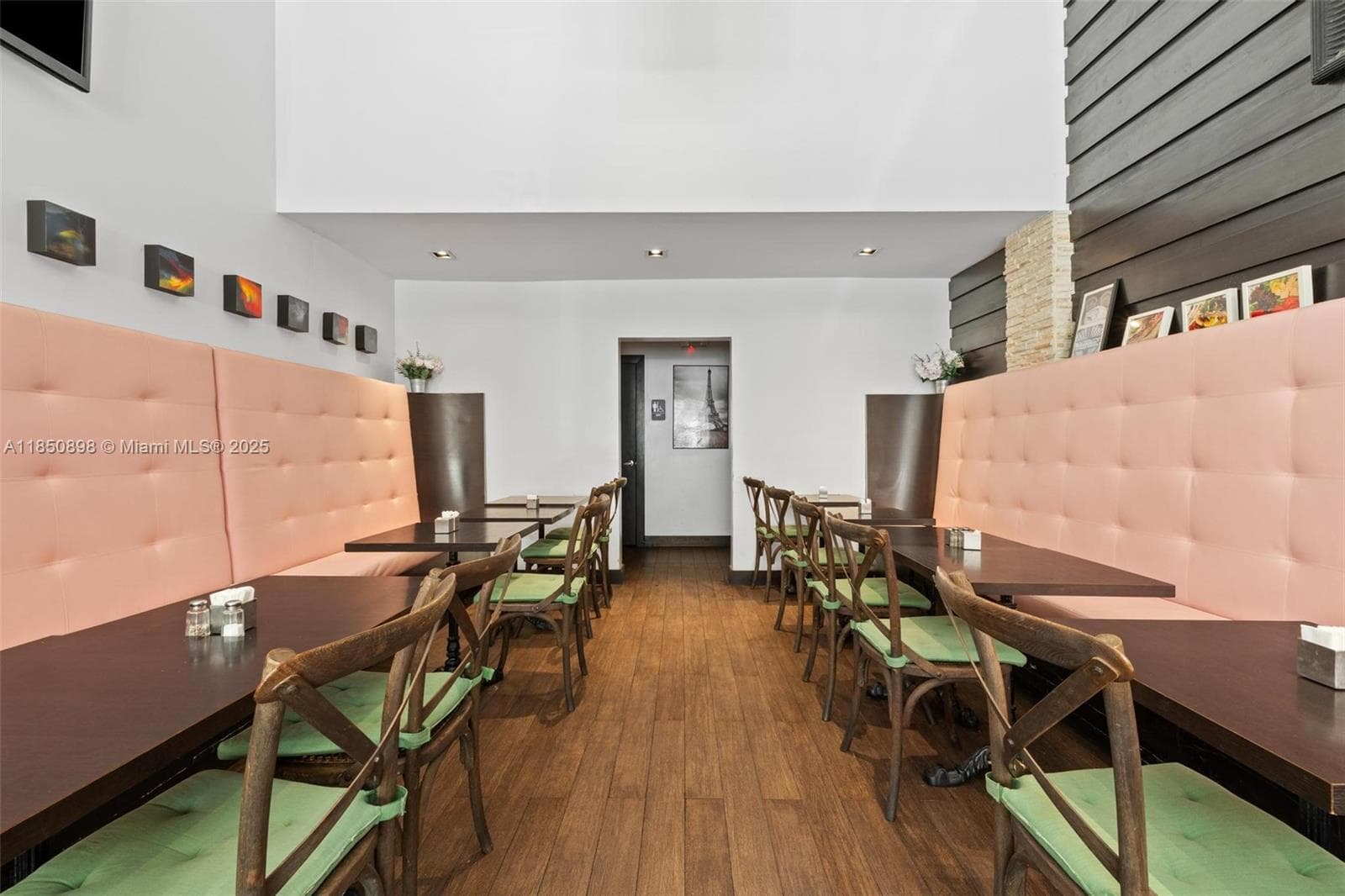 Thriving Downtown Miami Restaurant with Prime Location