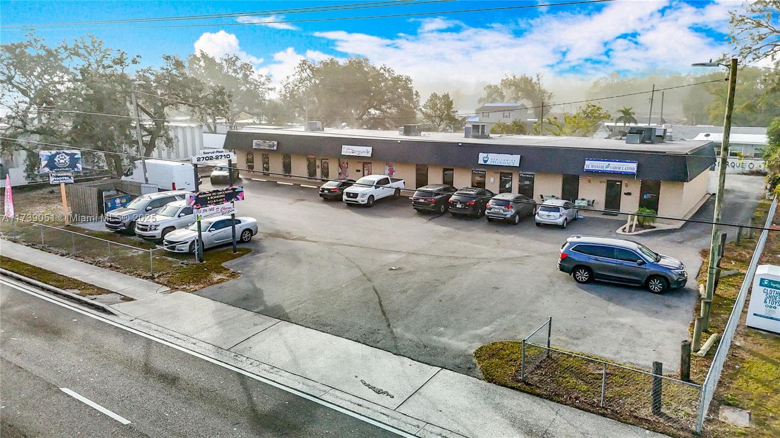 Established 24 Hour Restaurant with High Traffic Location