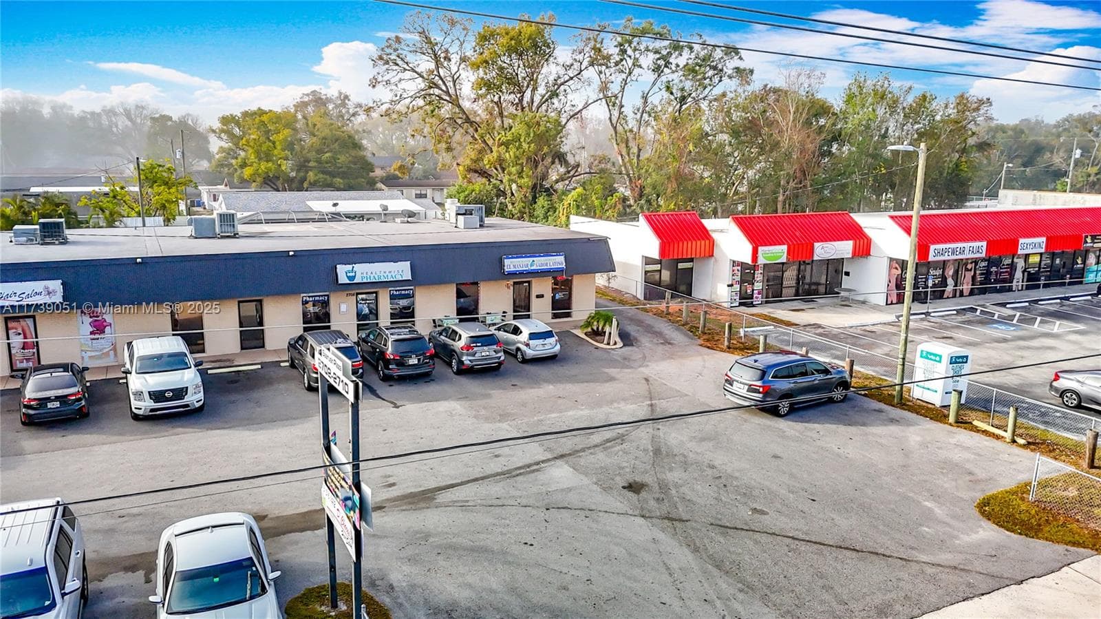 Established 24 Hour Restaurant with High Traffic Location