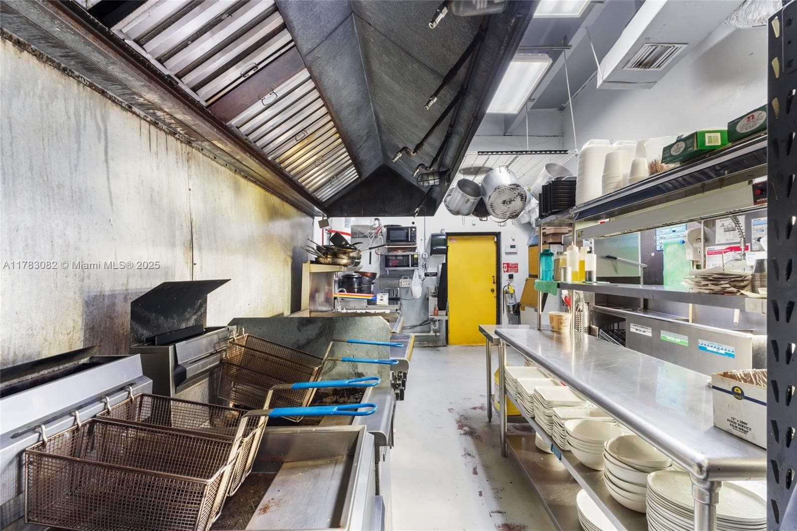 Thriving Bar and Grill with Valuable Liquor License