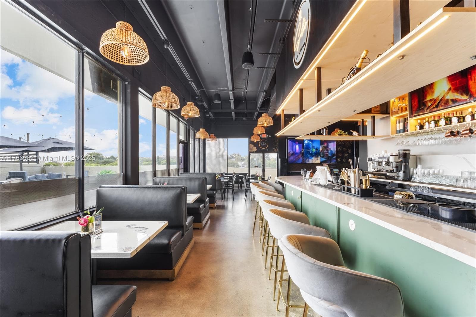 Thriving Bar and Grill with Valuable Liquor License