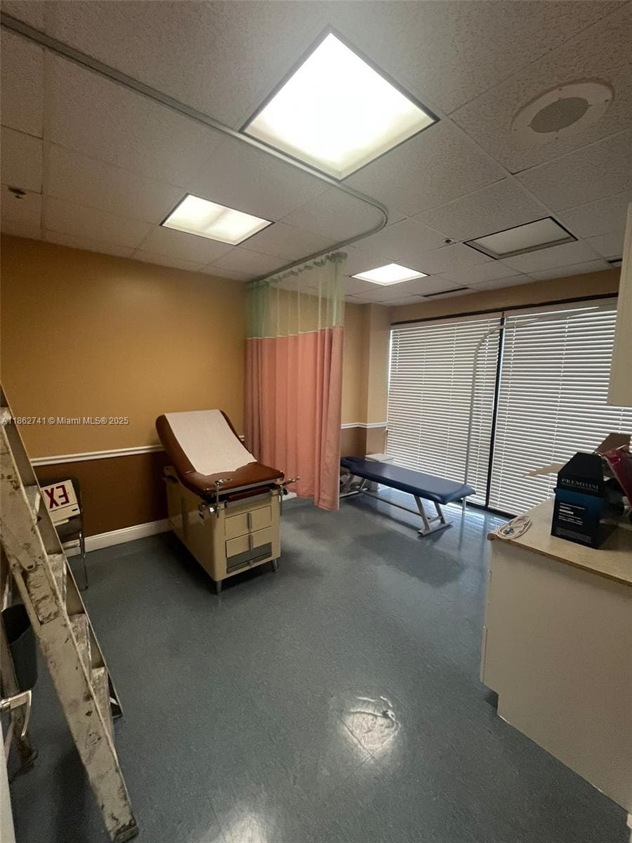 Turnkey Medical Clinic with All Inclusive Utilities