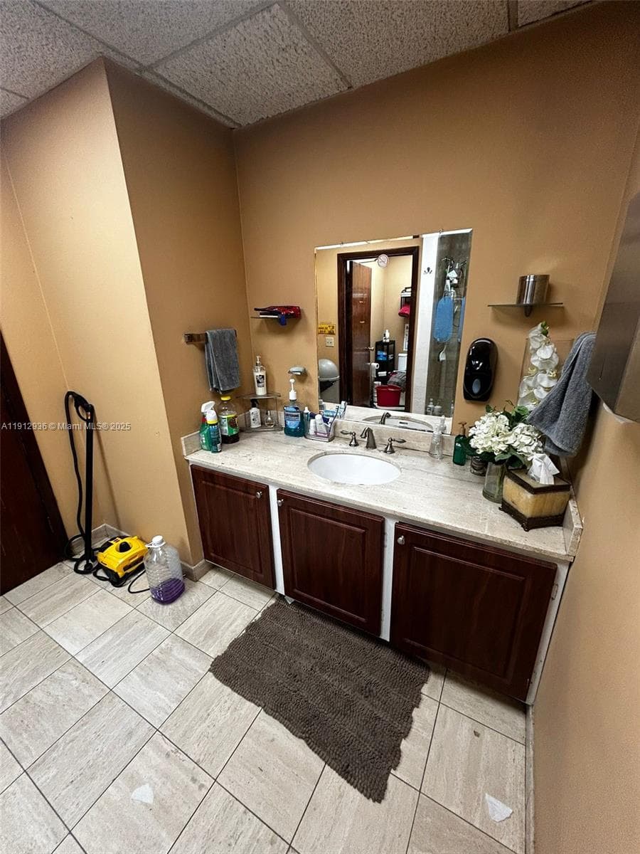 Versatile Research Office with All Inclusive Utilities