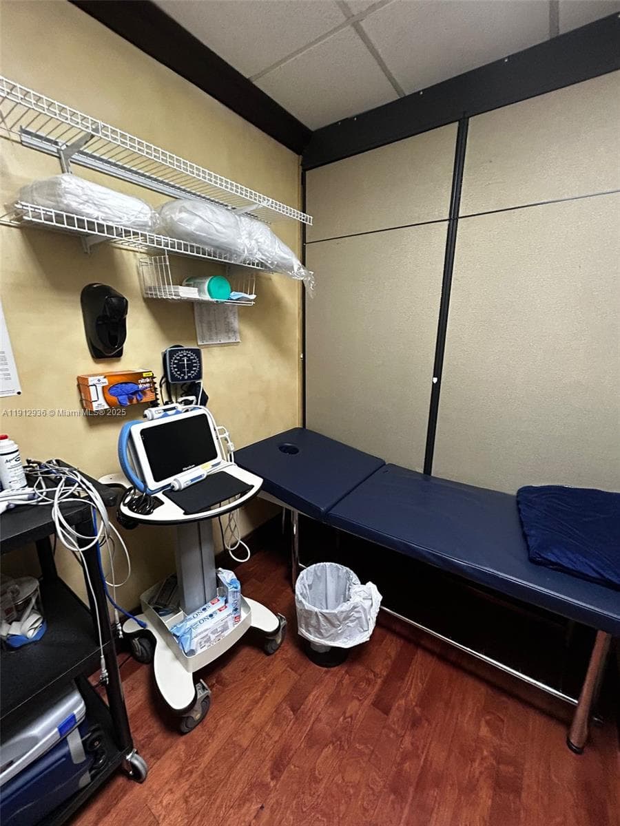 Versatile Research Office with All Inclusive Utilities