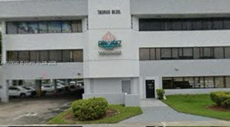 Turnkey Office Space with Utilities Included