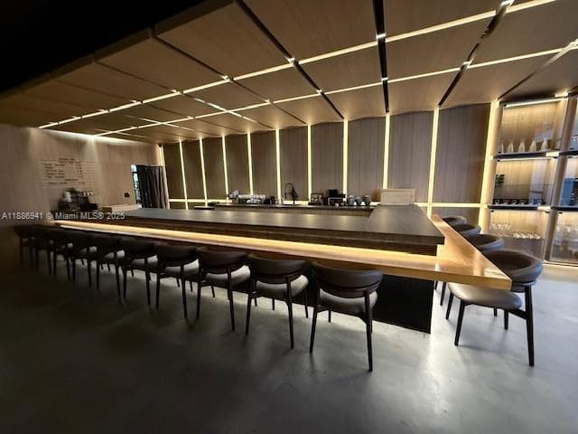 Prime Restaurant Asset Sale with Long Term Lease