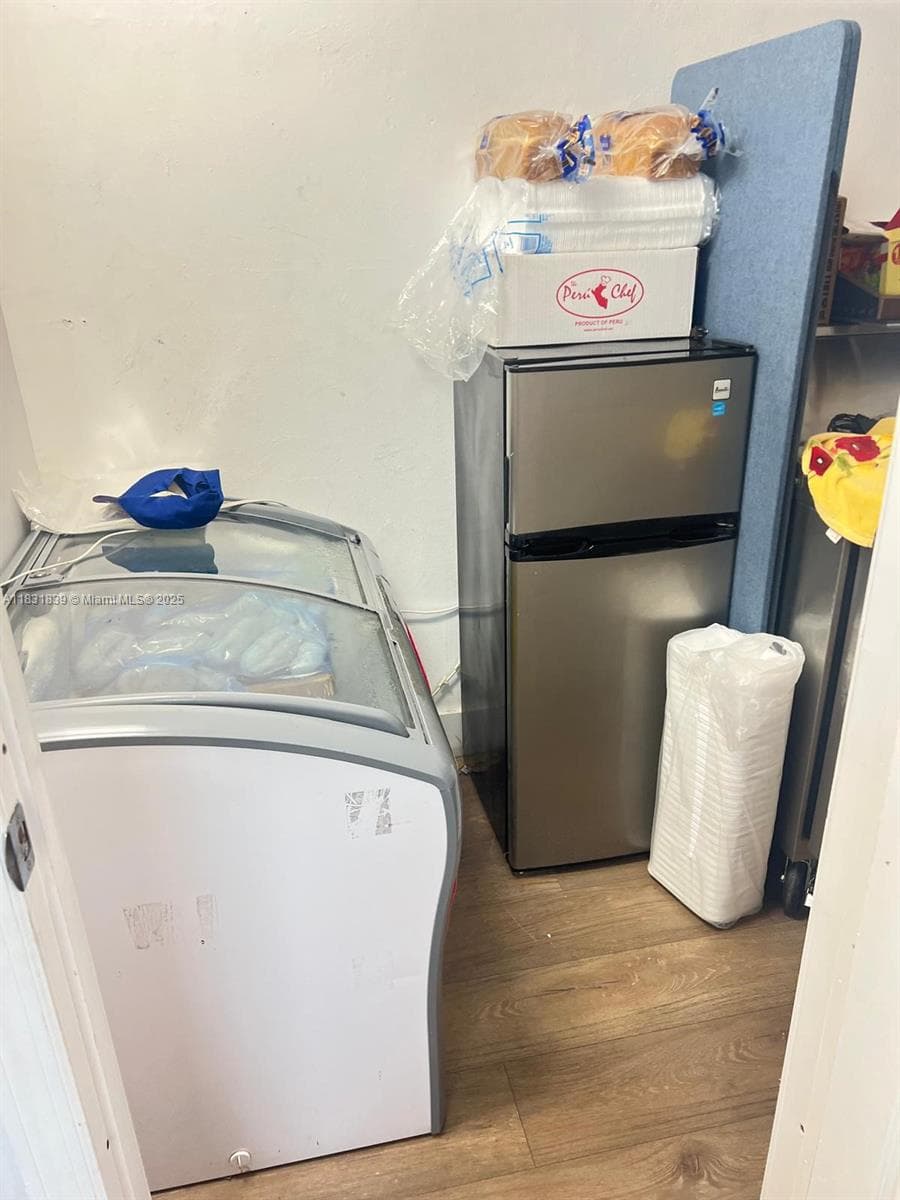 Established Convenience Store with High Traffic Location