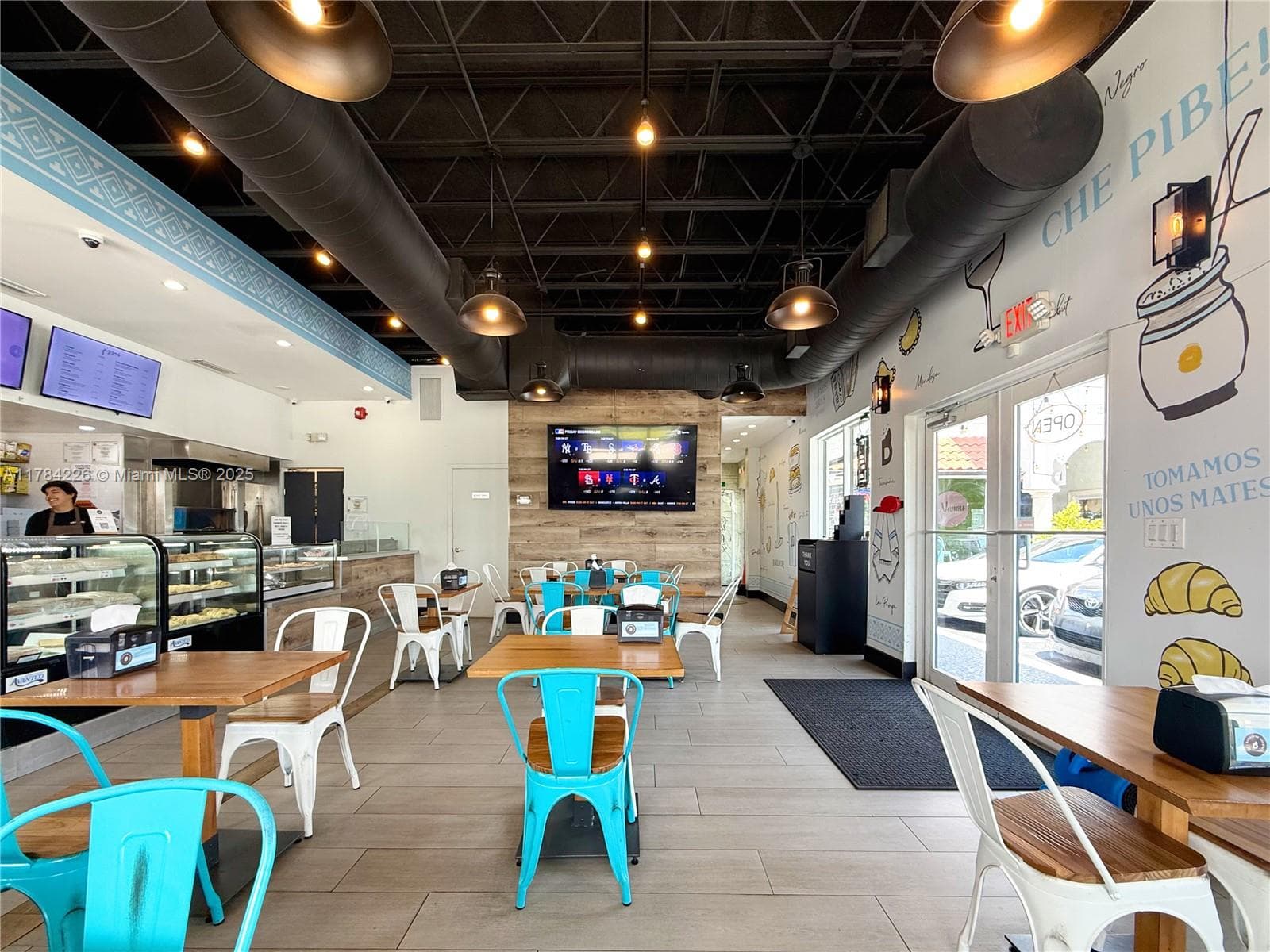 Turnkey Restaurant with Prime Fort Lauderdale Location