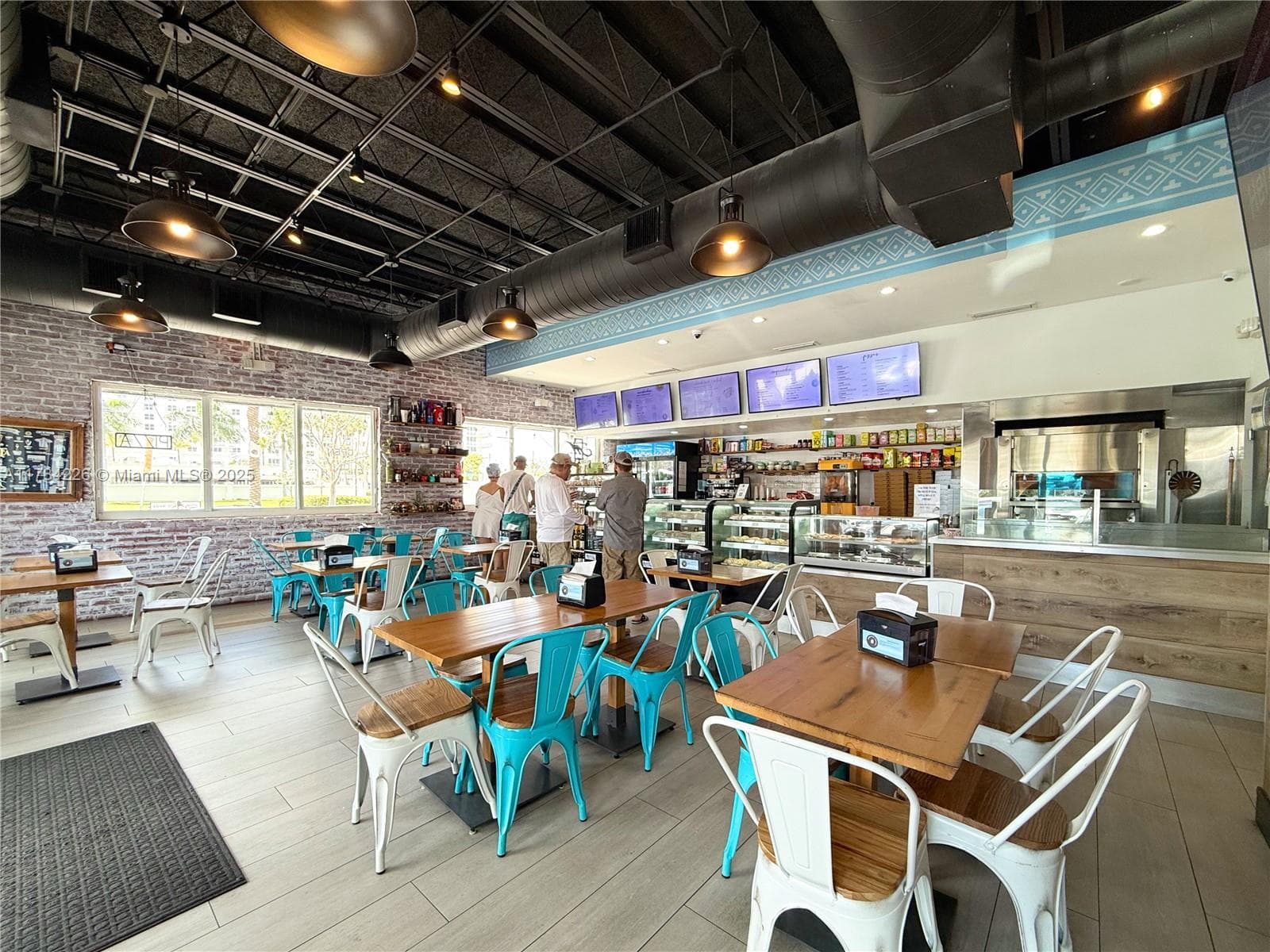 Turnkey Restaurant with Prime Fort Lauderdale Location