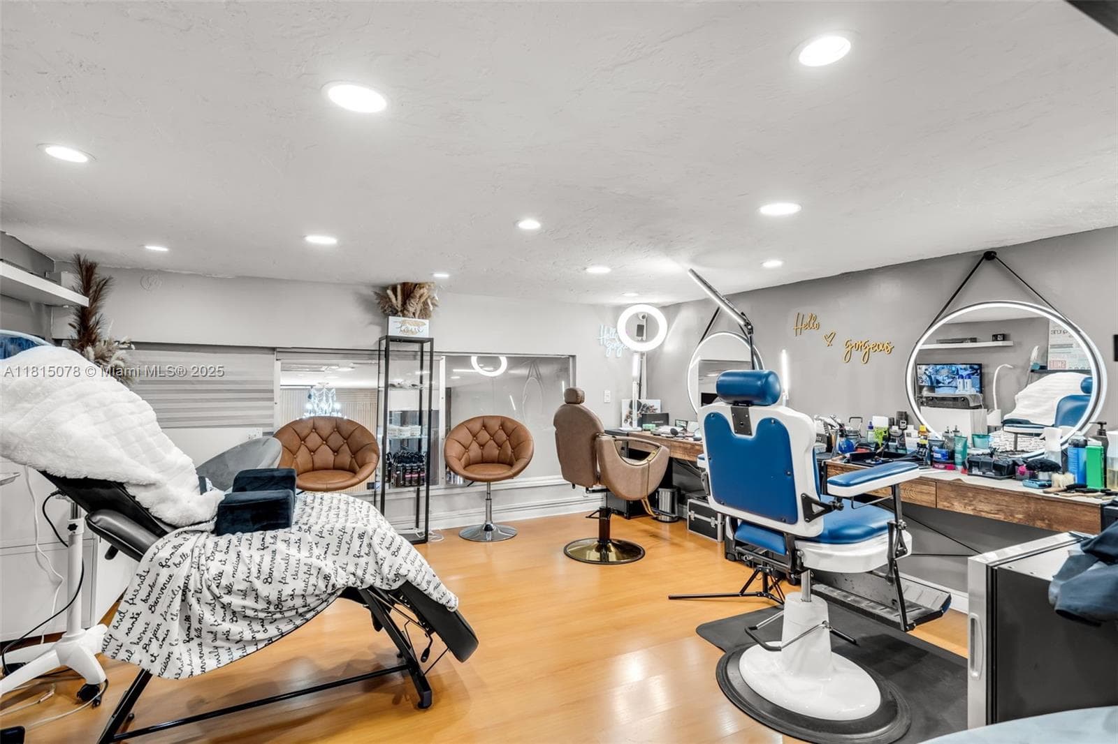 Premier Luxury Beauty Salon with Turnkey Operations