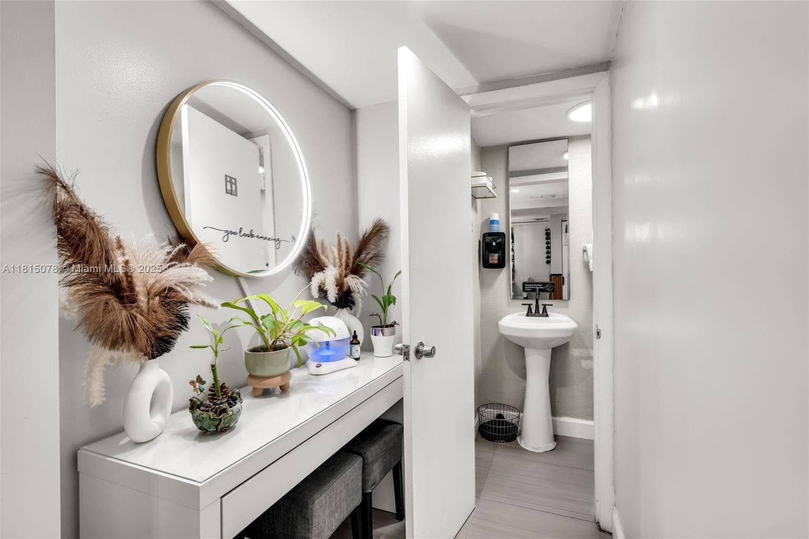 Premier Luxury Beauty Salon with Turnkey Operations