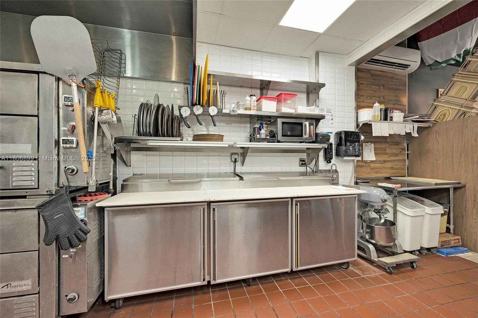 Turnkey Pizzeria with High Growth Potential