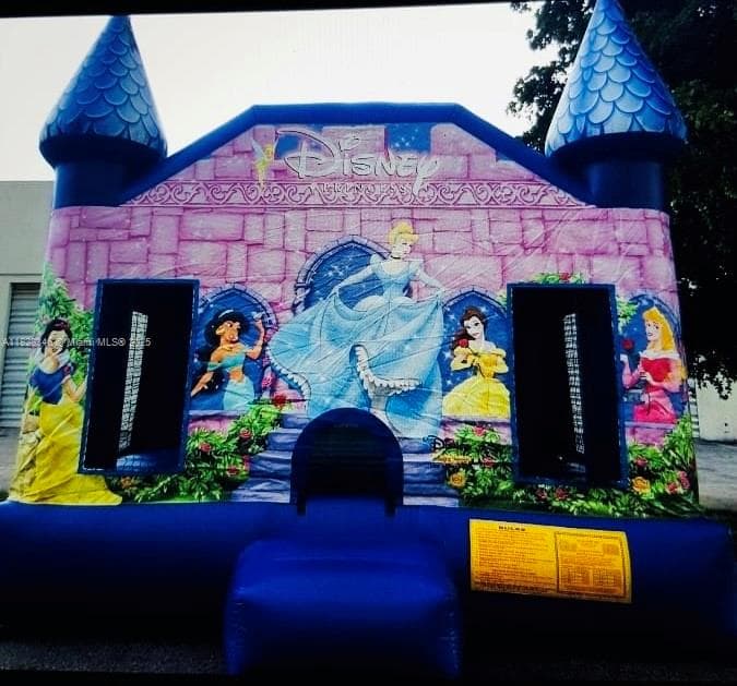 Established Party Event Rental Service with Comprehensive Inventory