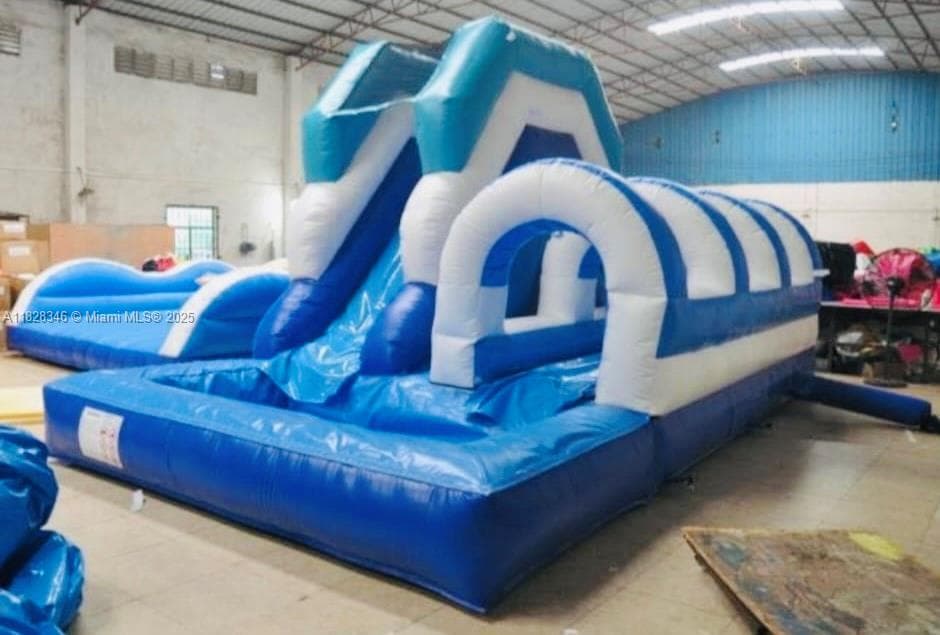 Established Party Event Rental Service with Comprehensive Inventory