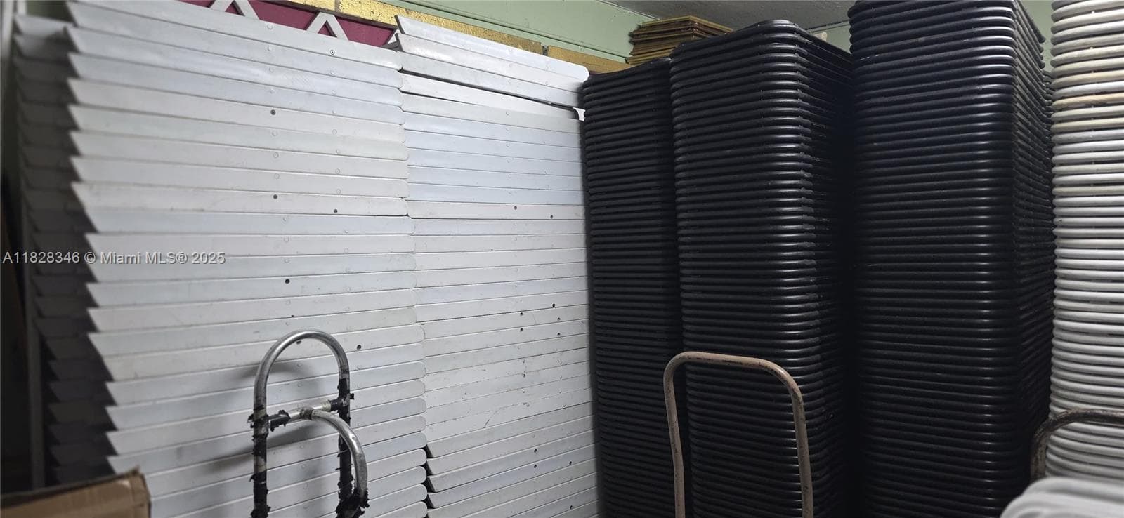 Established Party Event Rental Service with Comprehensive Inventory