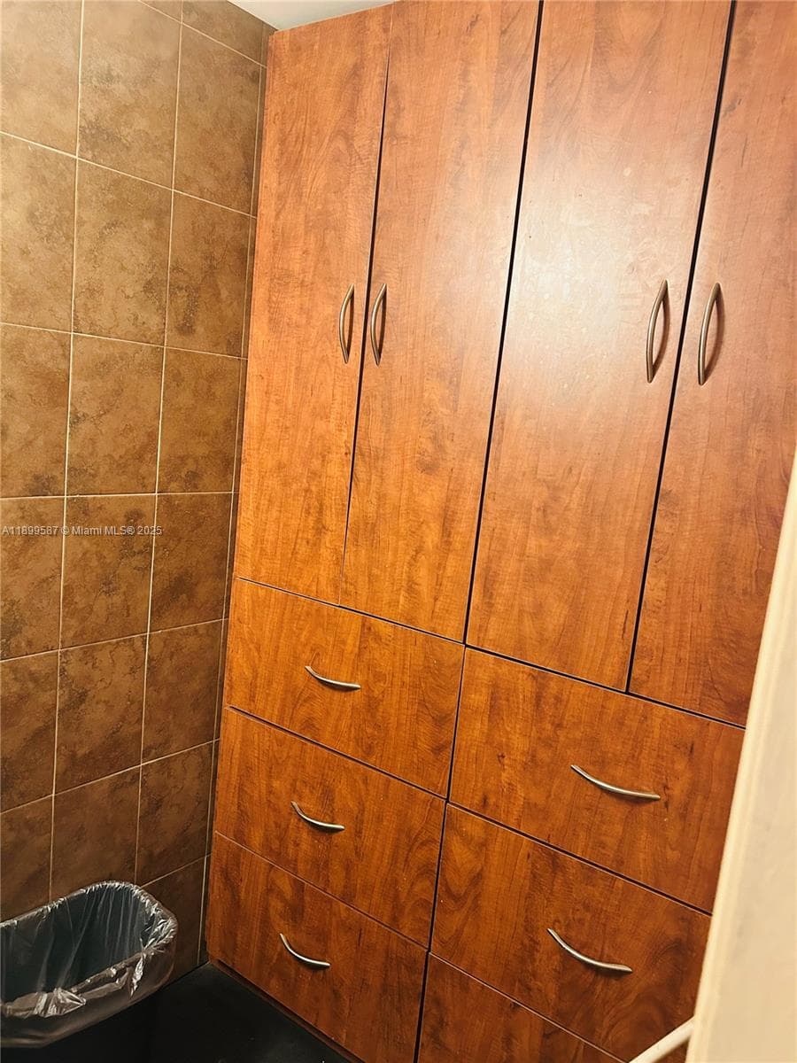 Established Aluminum Fence and Gate Manufacturer with Turnkey Operations