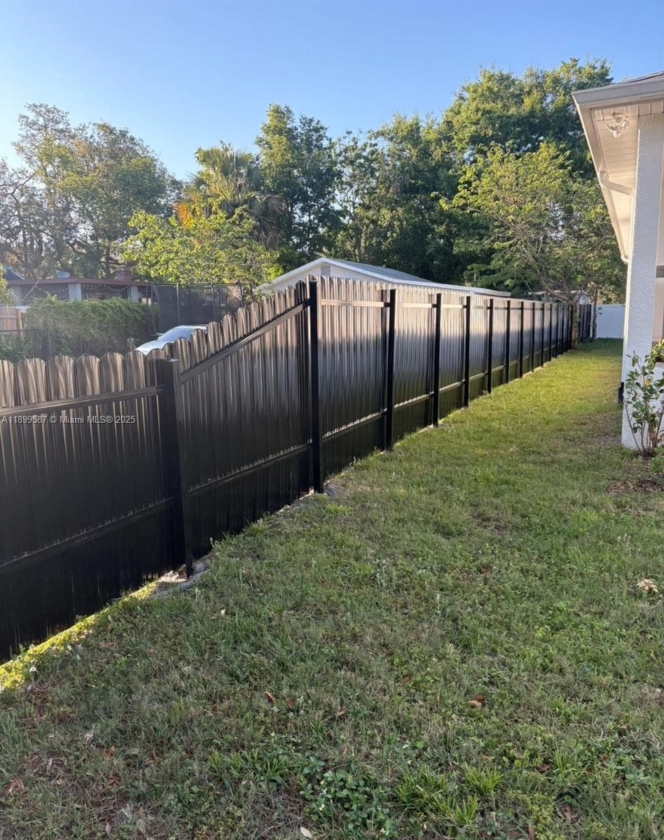 Established Aluminum Fence and Gate Manufacturer with Turnkey Operations