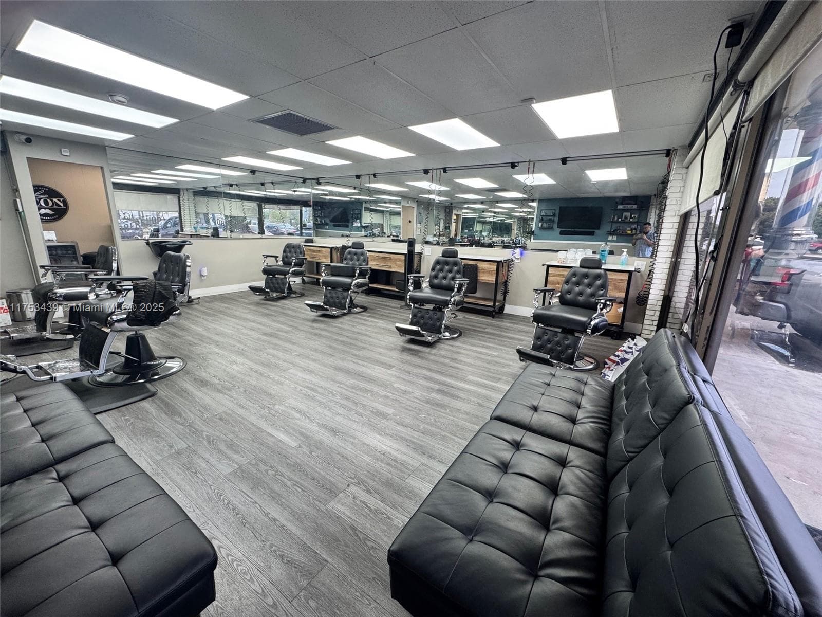 Turnkey Barber Shop with Loyal Customer Base