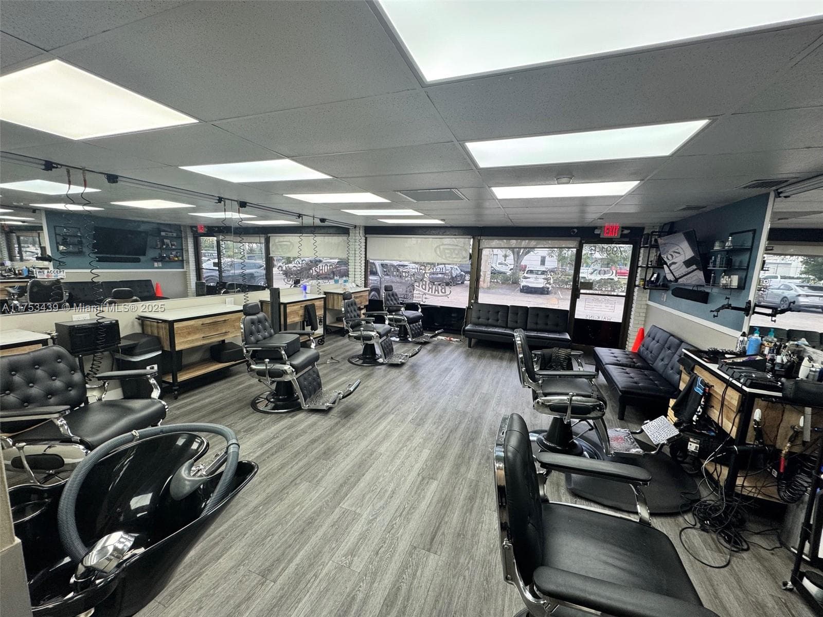 Turnkey Barber Shop with Loyal Customer Base