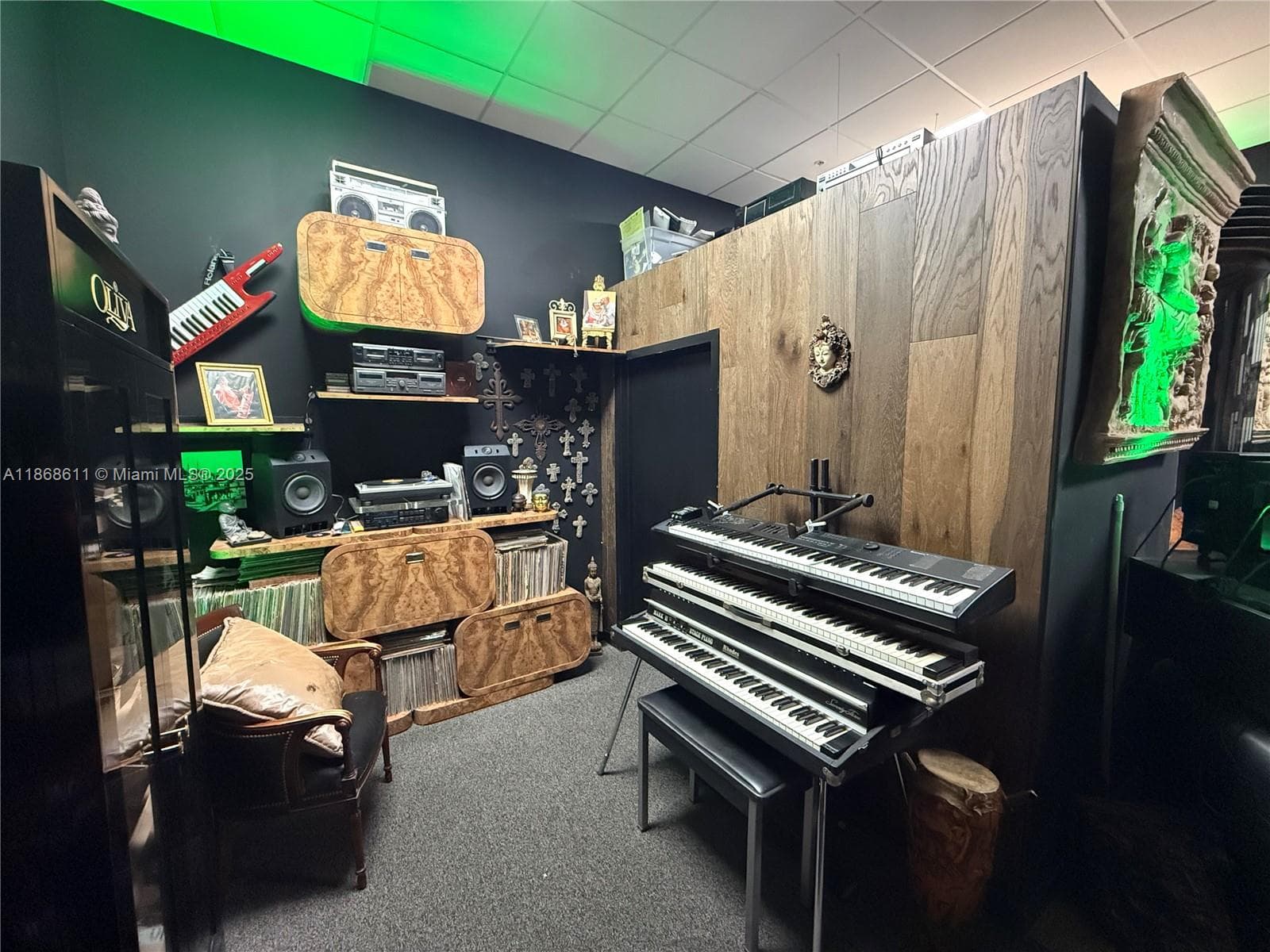 Turnkey Recording Studio with Production Ready Facilities