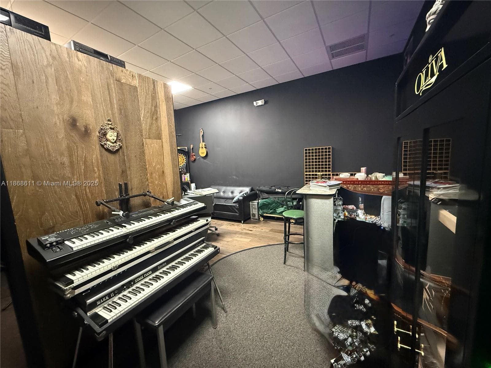 Turnkey Recording Studio with Production Ready Facilities