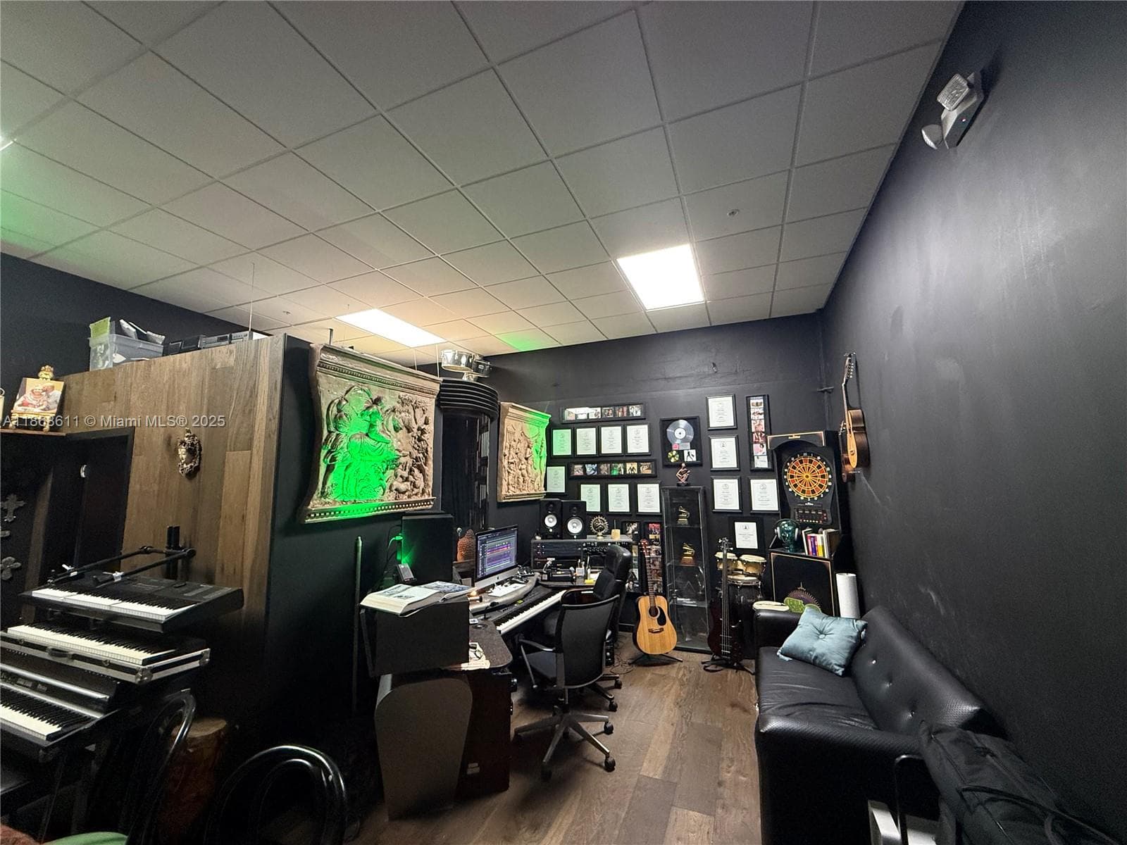 Turnkey Recording Studio with Production Ready Facilities