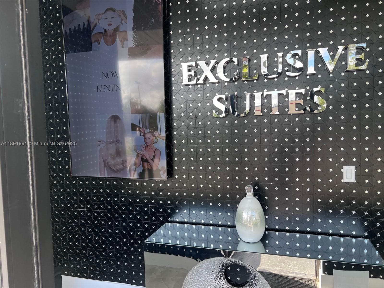 Premier Medical Clinic Space with 18 Versatile Units