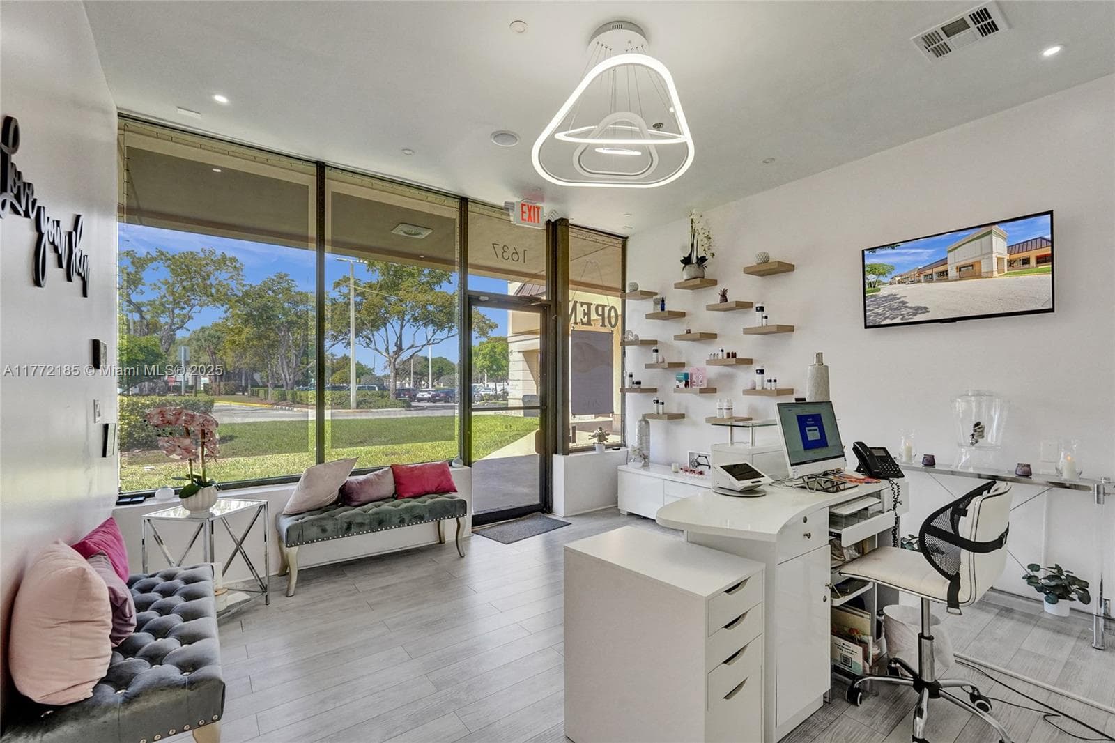 Thriving Beauty Spa with Loyal Clientele