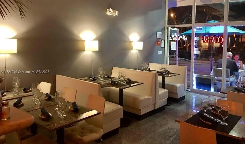 Charming French Restaurant with Loyal Clientele