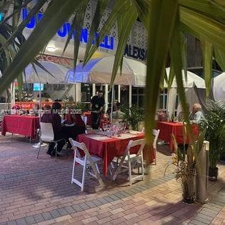 Established French Restaurant with Prime Coastal Location