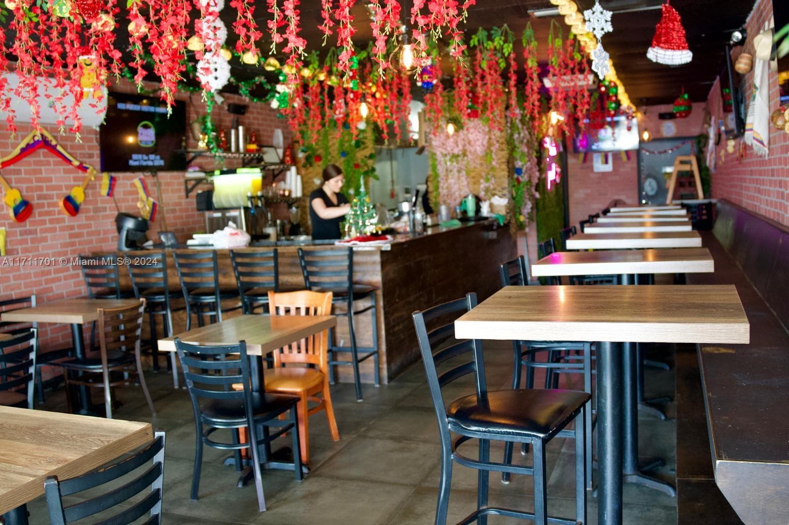 Profitable Colombian Restaurant Group with Established Operations