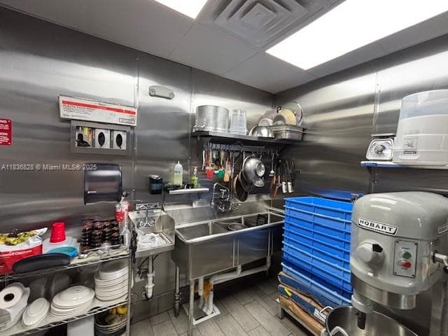 Turnkey Restaurant with Prime Location