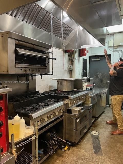 Thriving Peruvian Restaurant in a Prime Location