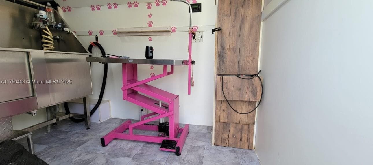 Profitable Mobile Pet Grooming with Established Client Route